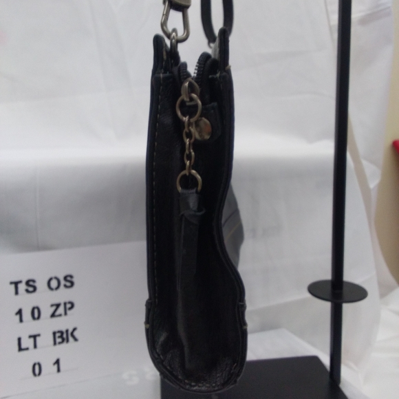 The Sak Black Adjustable Strap Shoulder Bag - Picture 5 of 9